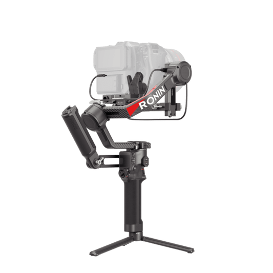 DJI RS 4 Pro combo in gray background